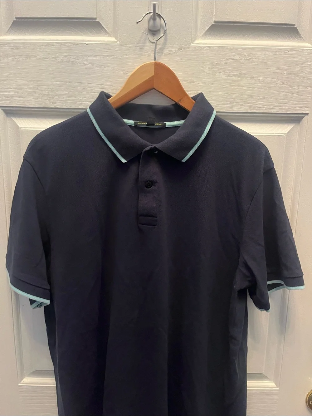 PRE-OWNED BANANA REPUBLIC MEN'S NAVY BLUE POLO- X-LARGE